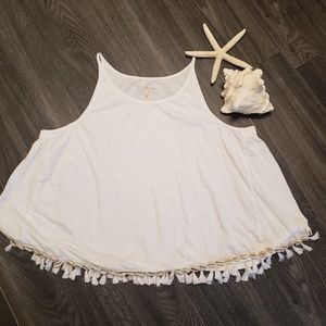 Lilly Pulitzer white top